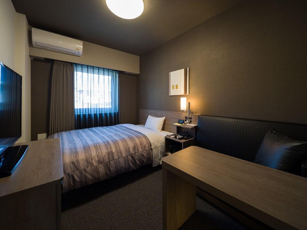 Hotel Route-Inn Komoro Екстериор снимка