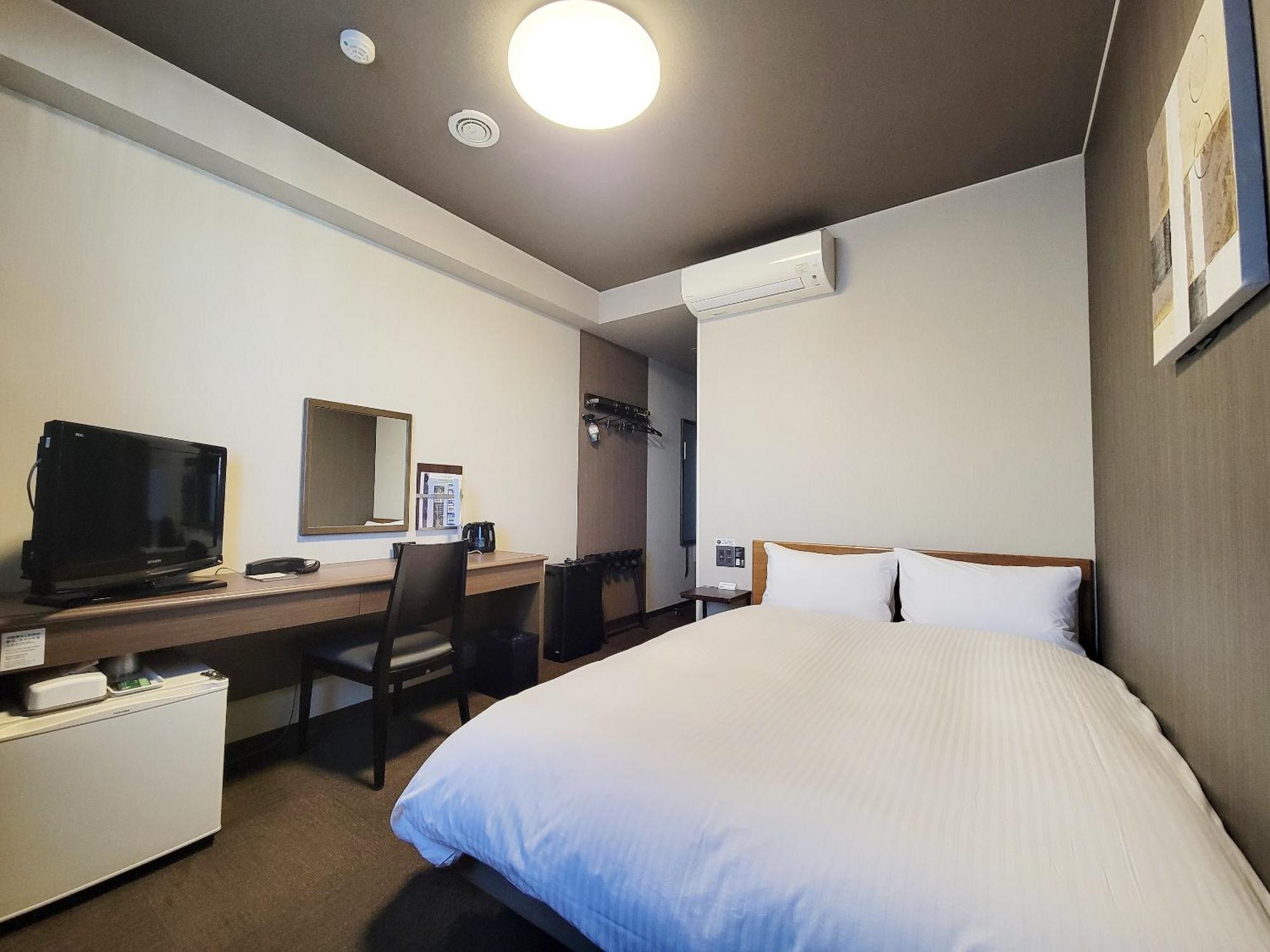 Hotel Route-Inn Komoro Екстериор снимка