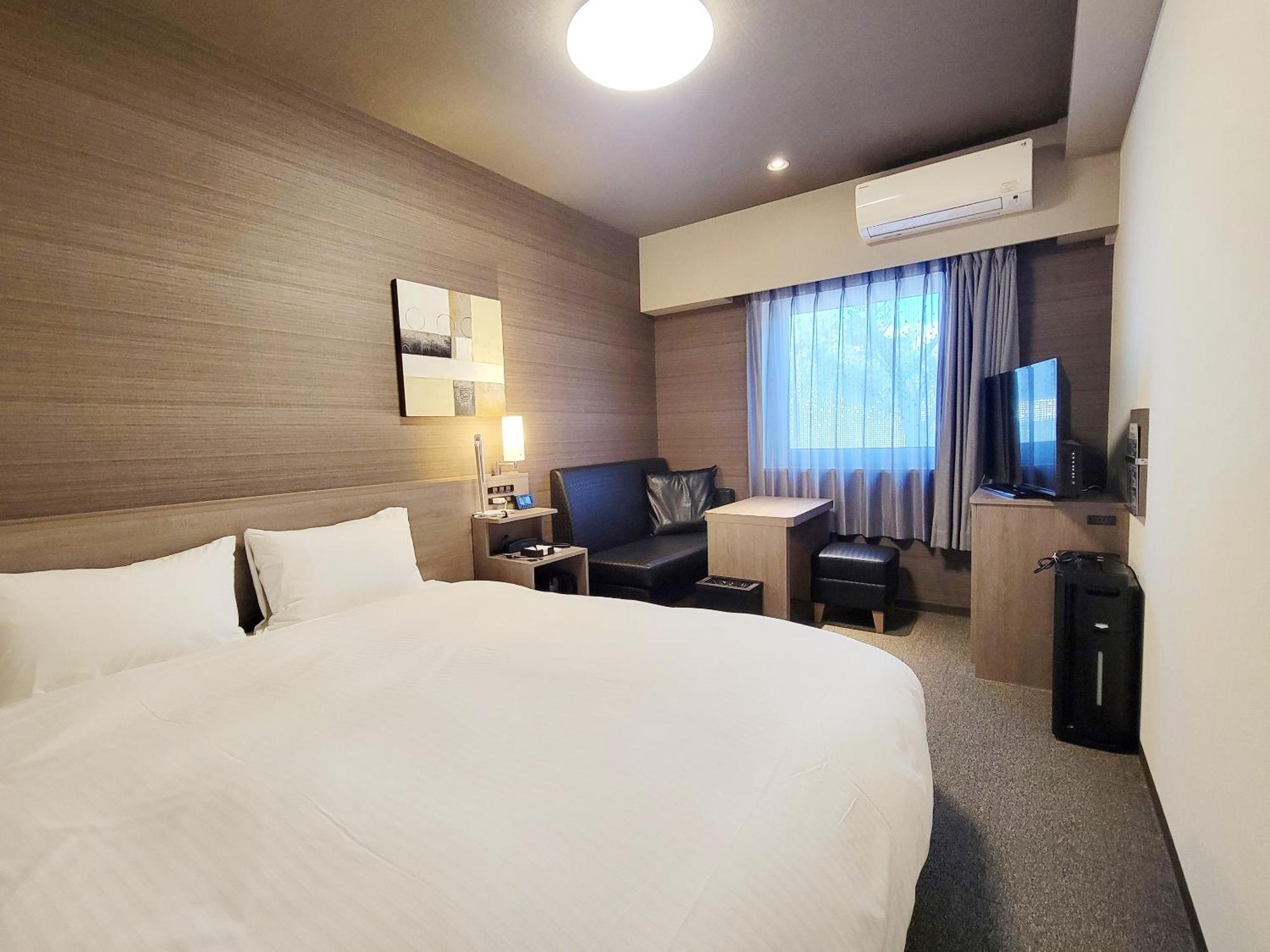 Hotel Route-Inn Komoro Екстериор снимка