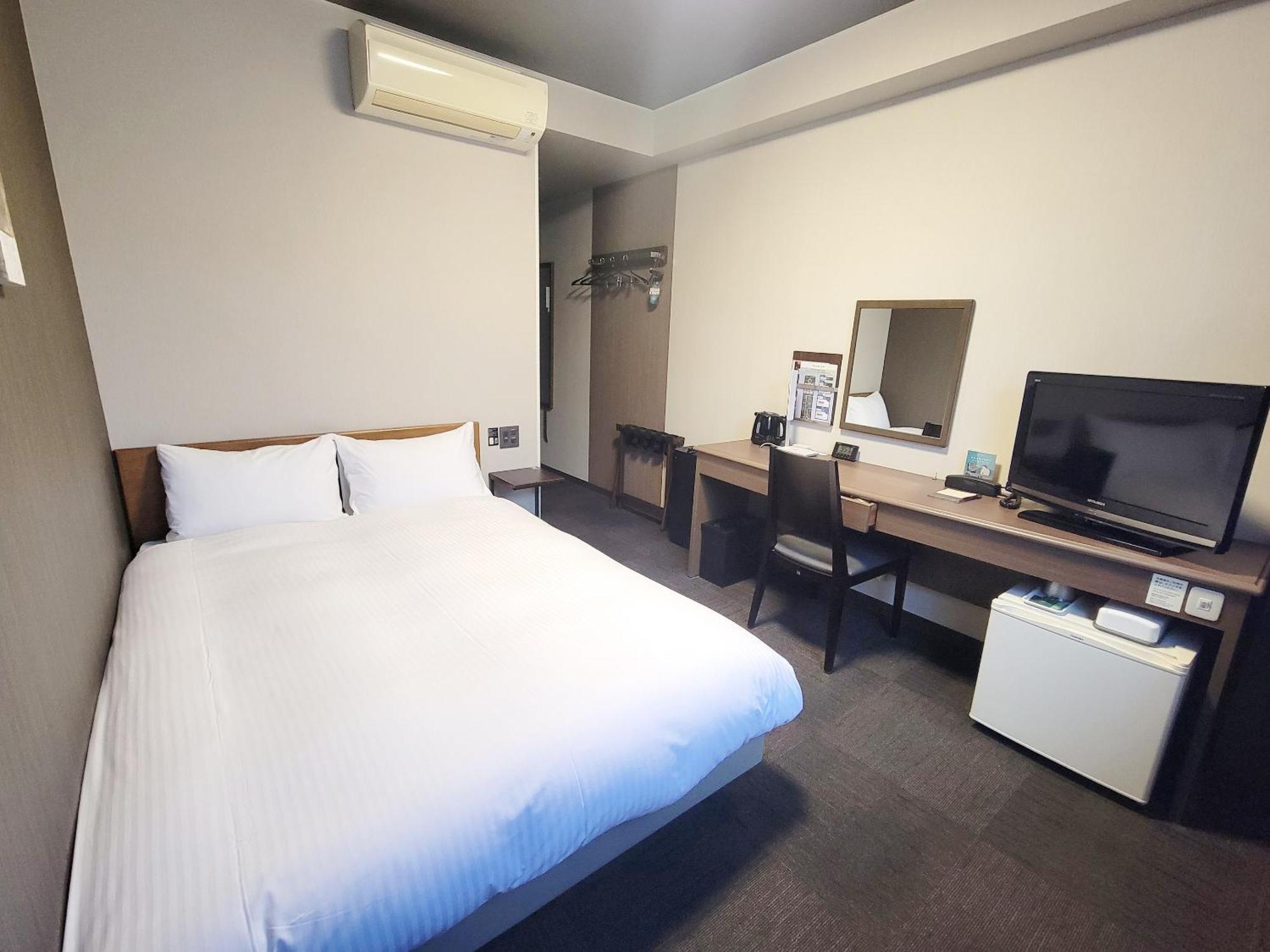 Hotel Route-Inn Komoro Екстериор снимка